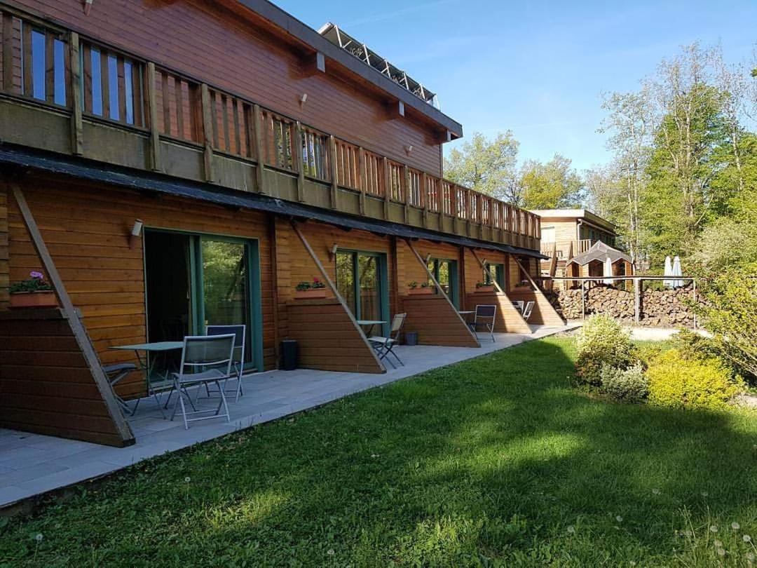 Ecolodge Les Sentiers Du Lac - Domaine De La Gaia 소레즈 외부 사진